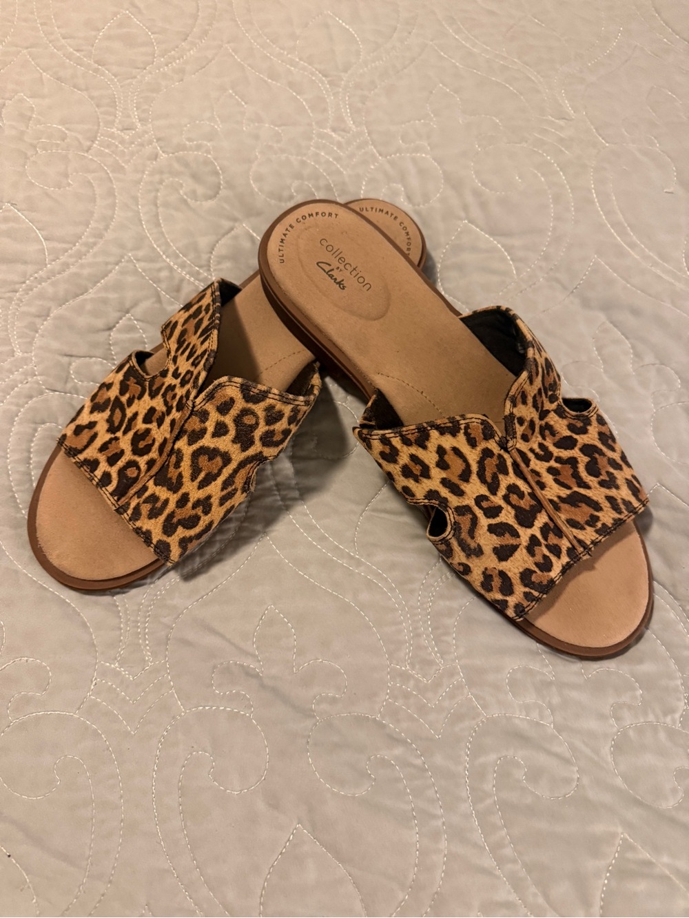 Clarks Leopard Print Slide Sandals - Tan/Black